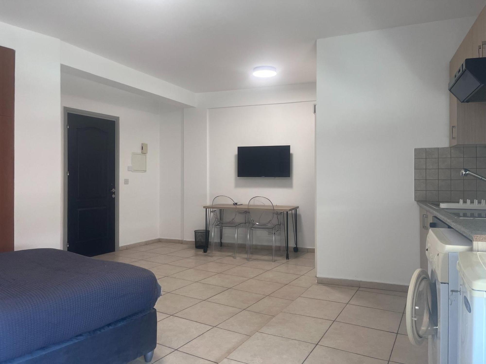 Phaedrus Living Hoopoe Residencies 202 * Nicosia